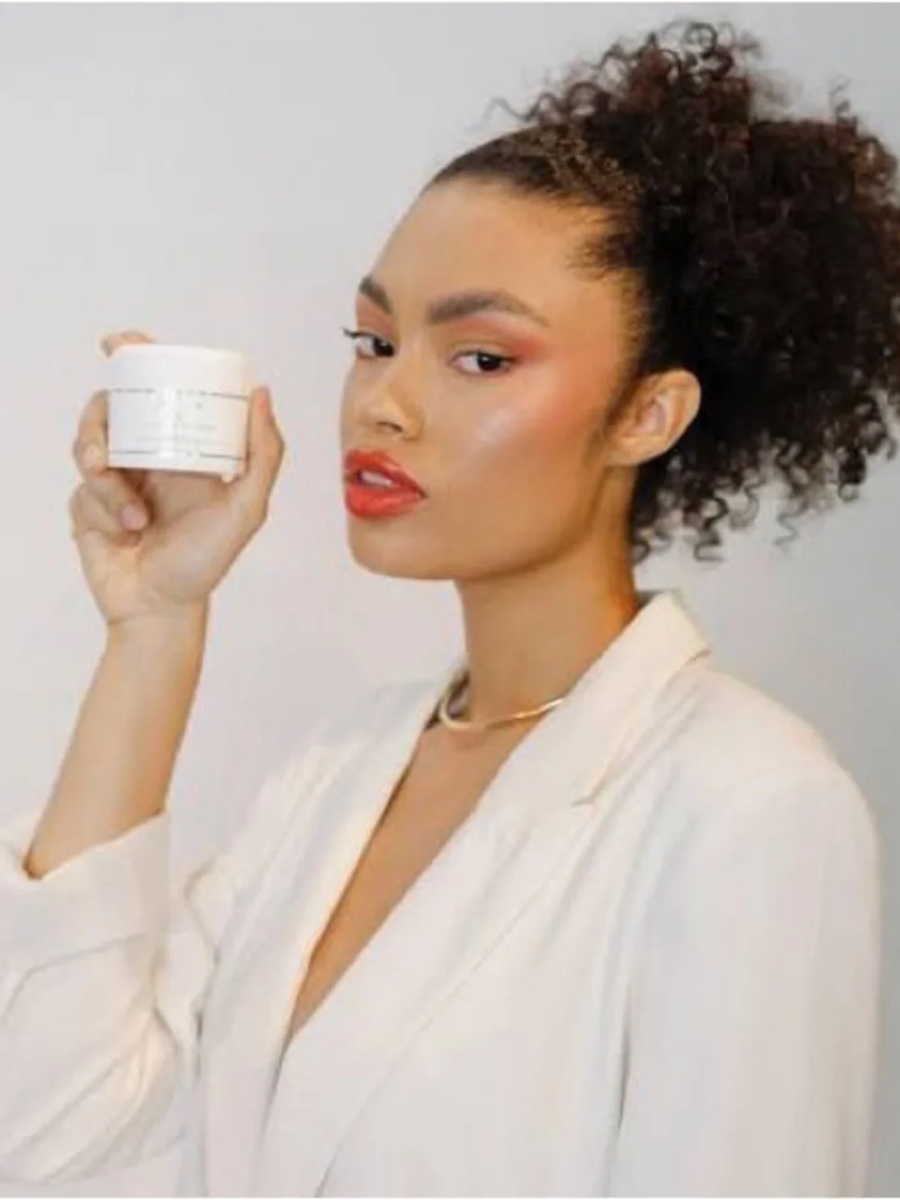 AIIR Whipped Pomade - Picture 4 of 4